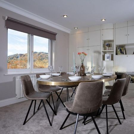 Brand New - Contemporary - 2 Bedroom - 2 Bathroom - Spacious Apartment - Lake Views アンブルサイド エクステリア 写真