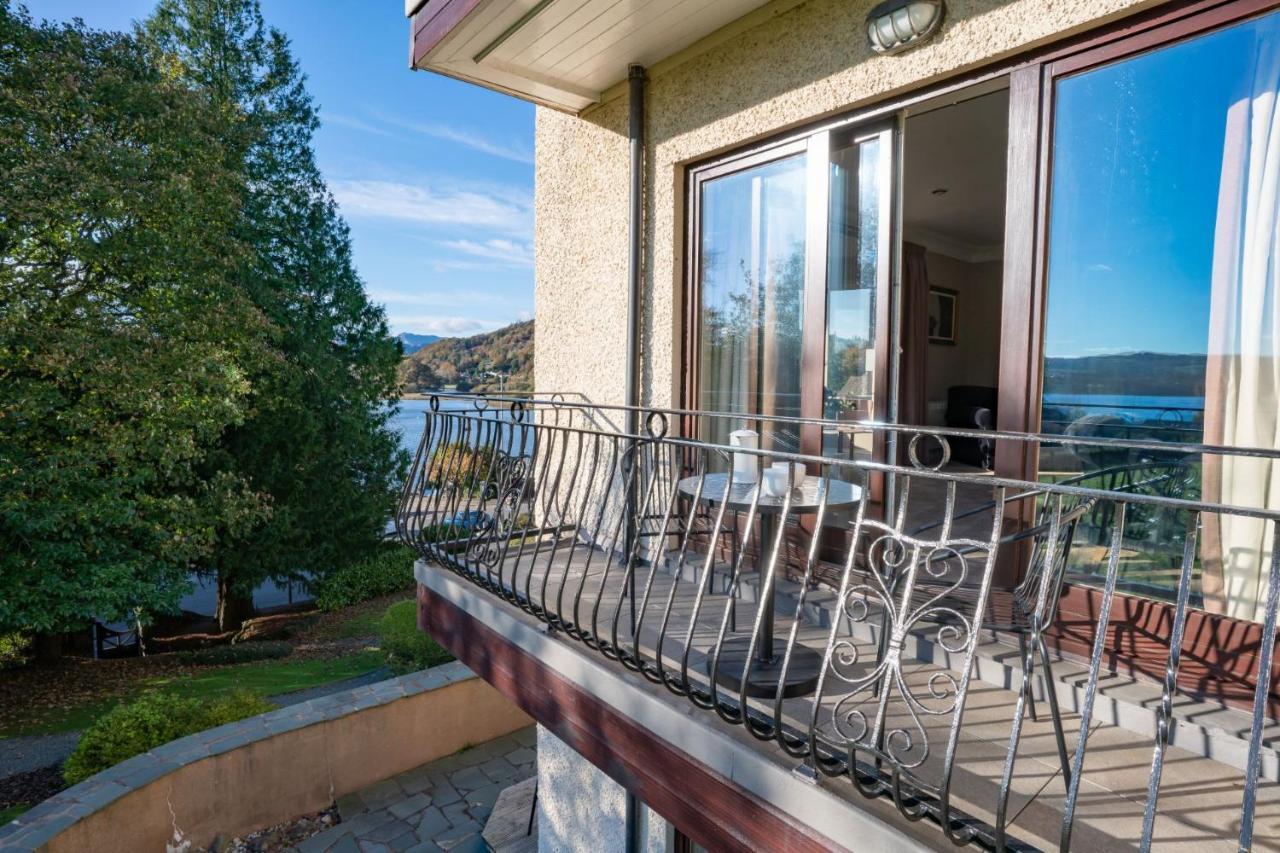Brand New - Contemporary - 2 Bedroom - 2 Bathroom - Spacious Apartment - Lake Views アンブルサイド エクステリア 写真